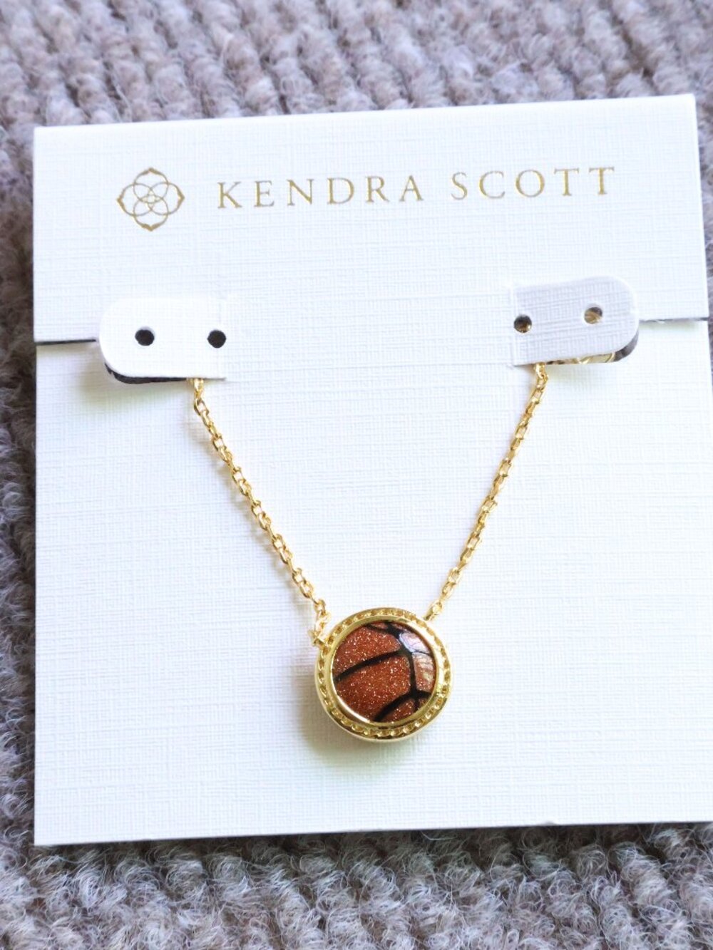 Kendra Scott Basketball Short Necklace - Gold Orange Goldstone